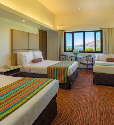 Twin+ca lake view room - 3 beds  Sonesta Posadas del Inca Puno