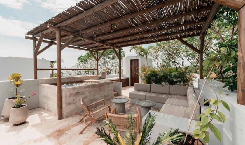 Sundeck village Hotel Makani Luxury Wanderlust Cartagena