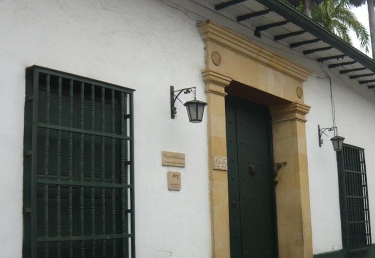 Santander historical museum casa de bolivar Sonesta Hotel Bucaramanga 