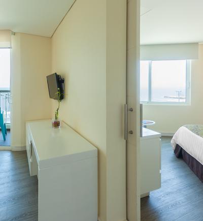 Junior suite king bed ocean view Relax Corales de Indias Hotel GHL Cartagena