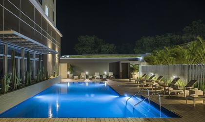 Outdoor swimming pool Hyatt Place Managua Hotel
