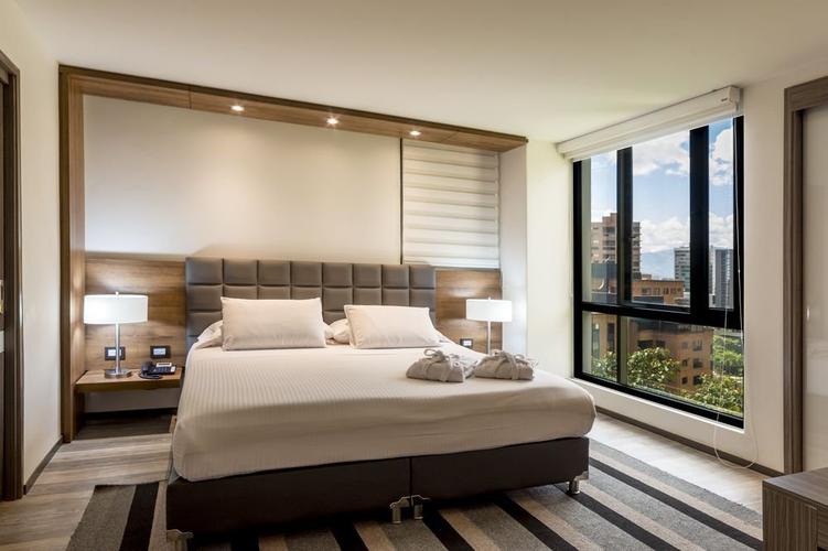Executive luxury room Hotel Porton Medellín GHL