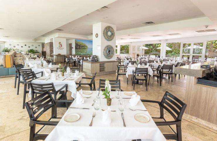 Manglares restaurant Relax Corales de Indias Hotel GHL Cartagena