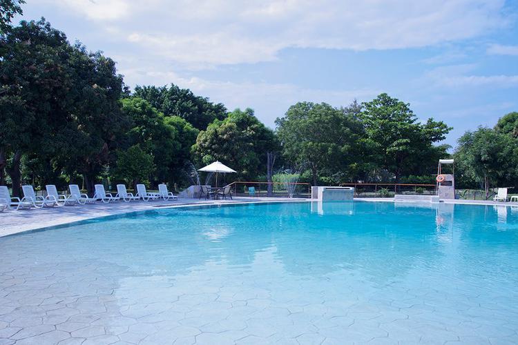 Swimming pool GHL Relax Hotel Club El Puente Girardot