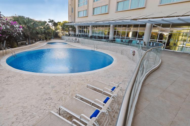 Swimming pool Sonesta Hotel Valledupar 