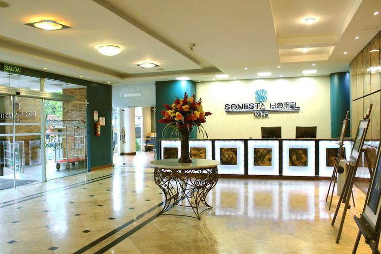 Lobby Sonesta Hotel Loja